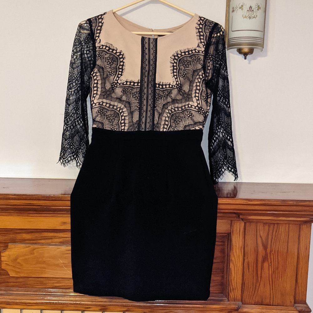 Forever 21 Black and Cream Lace Dress